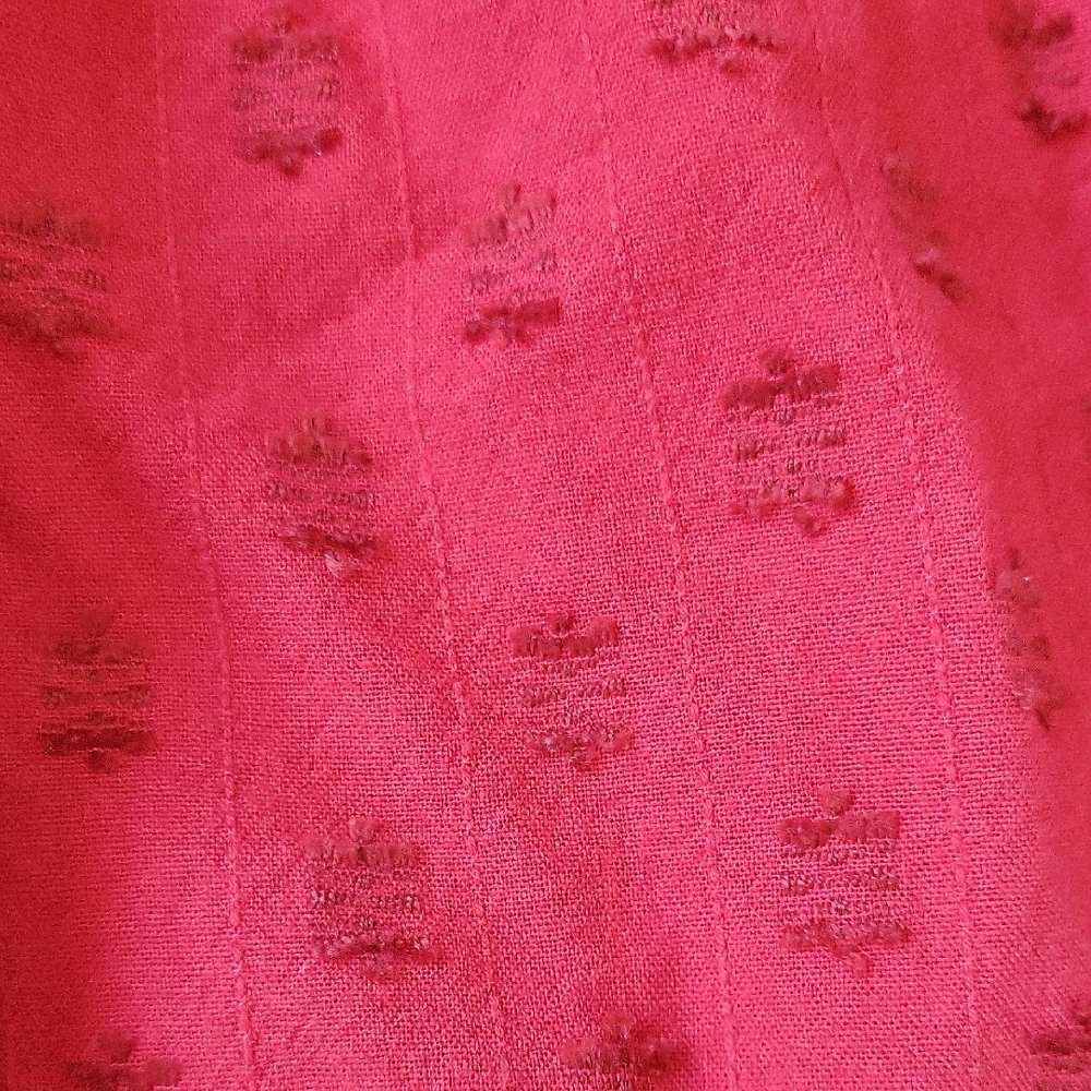 Universal Thread Scarlet Textured Top - Picture 5 of 6